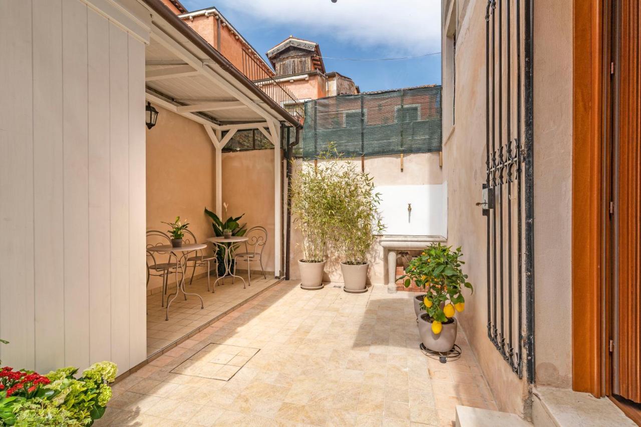 Residenza La Duchessa Deluxe Rooms Venezia Eksteriør bilde